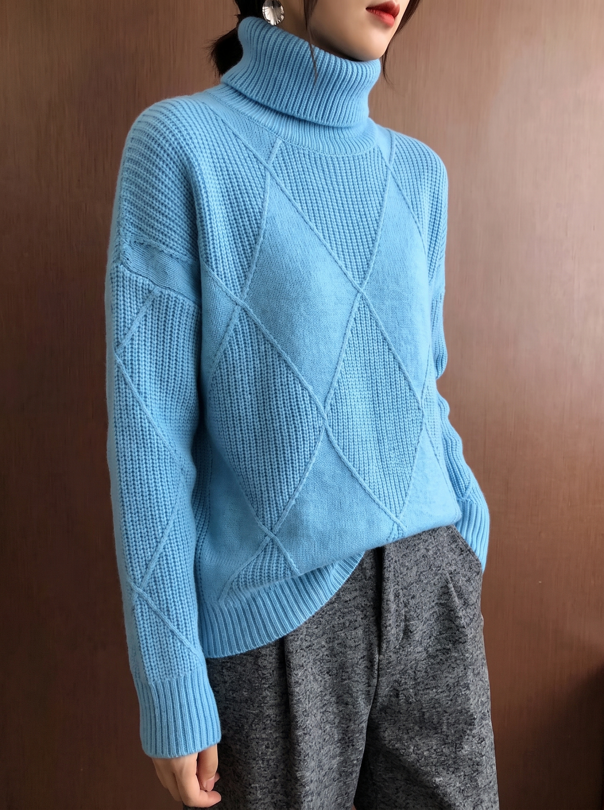 Women's Puff Sleeve Cable Roll Neck