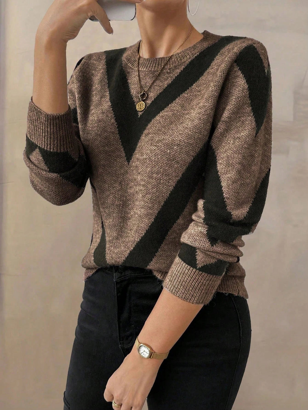 Women's Patterned Round Neck Knitted Jumper