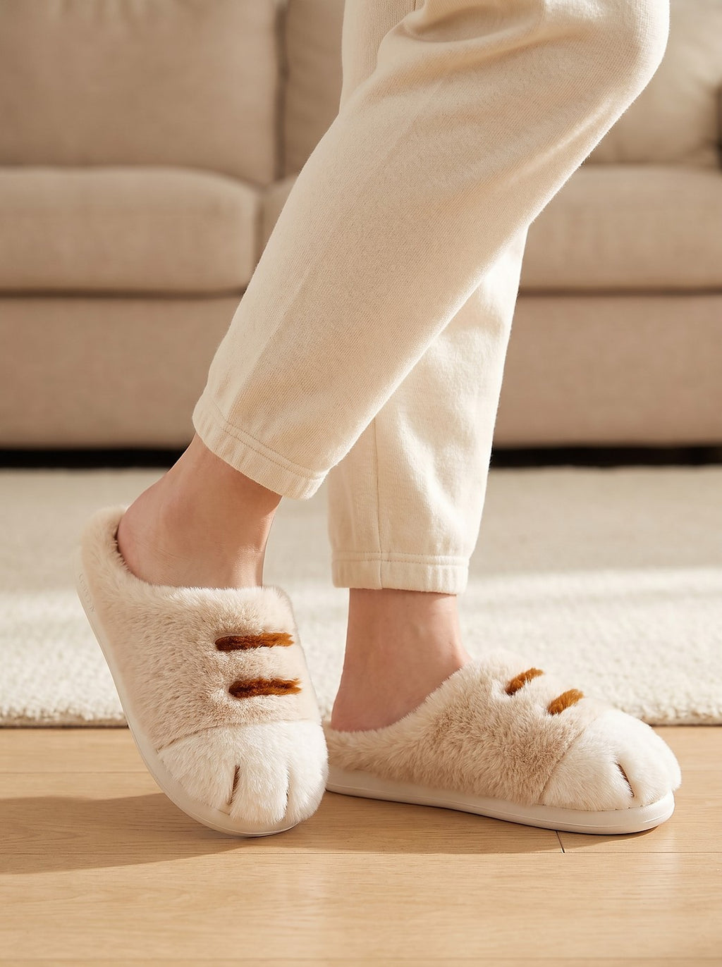 Women's Faux Fur Cat Paw Mule Slippers