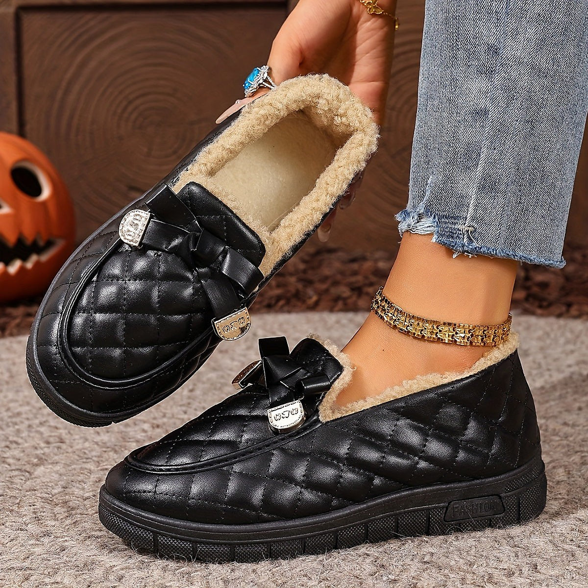 Women's Quilted Buckle Faux Fur Lined Slippers