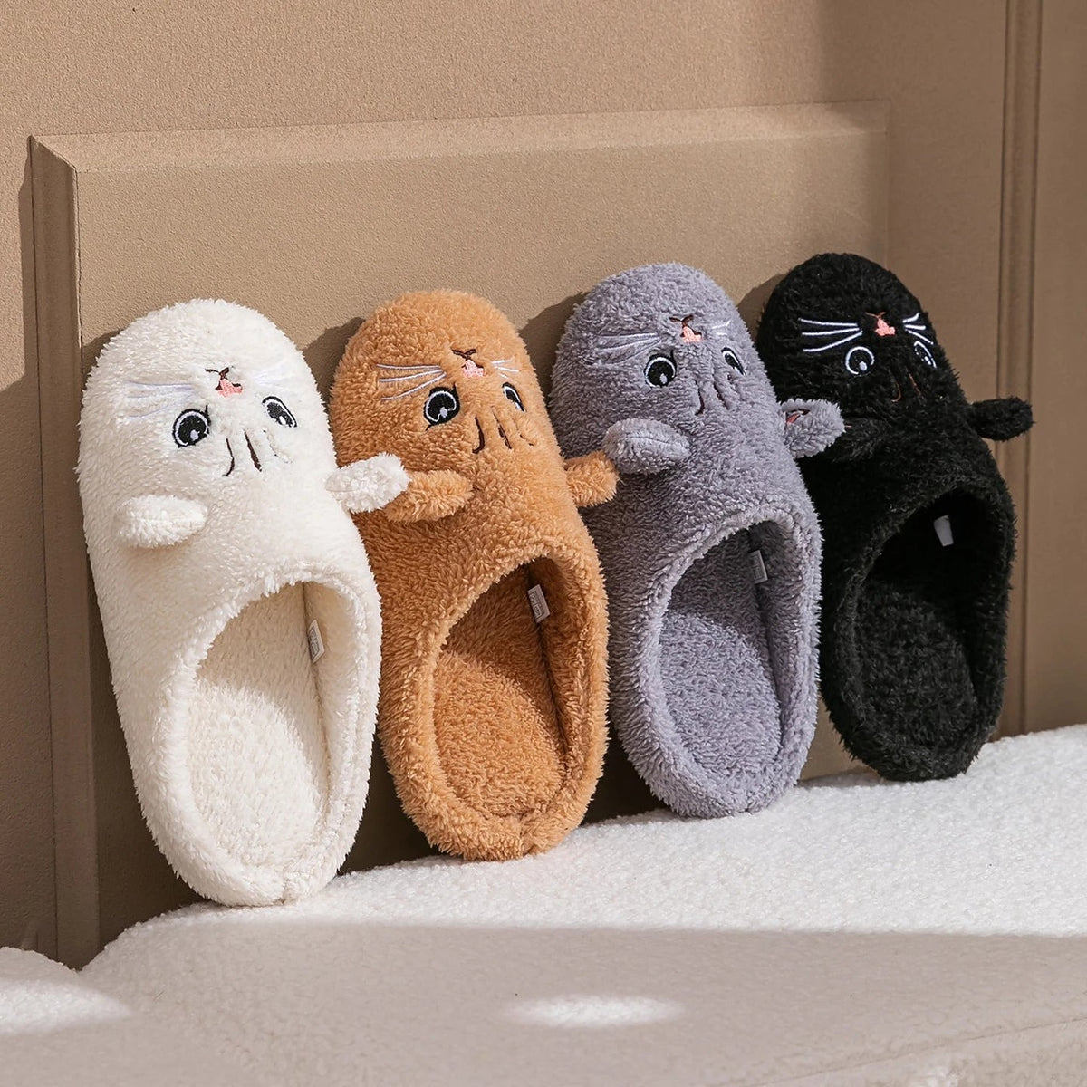 Women's Cat Face Faux Fur Slippers