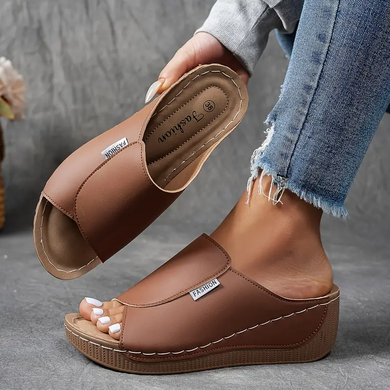 Blair | Women's Arch Support Cushioned Shoes with Adjustable Straps | Stylish Comfort for All-Day Wear 1