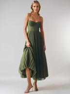 Elegant Collection | Black Maxi Dress with Waist-Defining Structure | Flowy Long Dress for Timeless Style 3