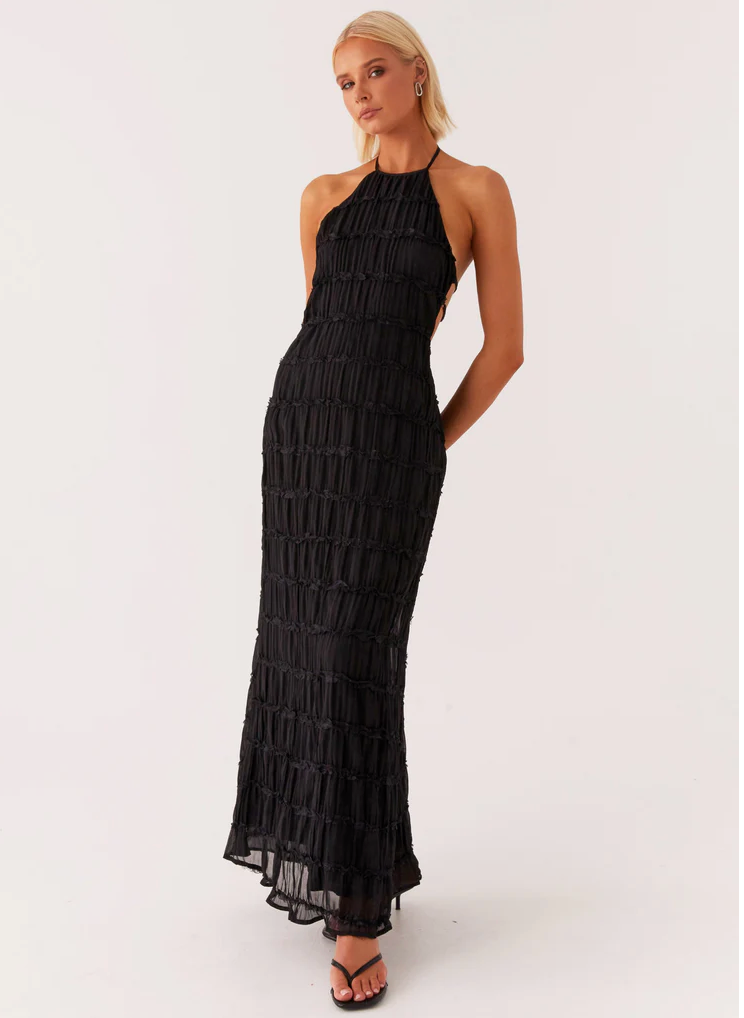 Elegant Collection | Maxi Dress with Adjustable Halter Neckline | Flattering Fit for Summer Events 4