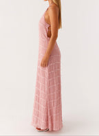 Elegant Collection | Maxi Dress with Adjustable Halter Neckline | Flattering Fit for Summer Events 7