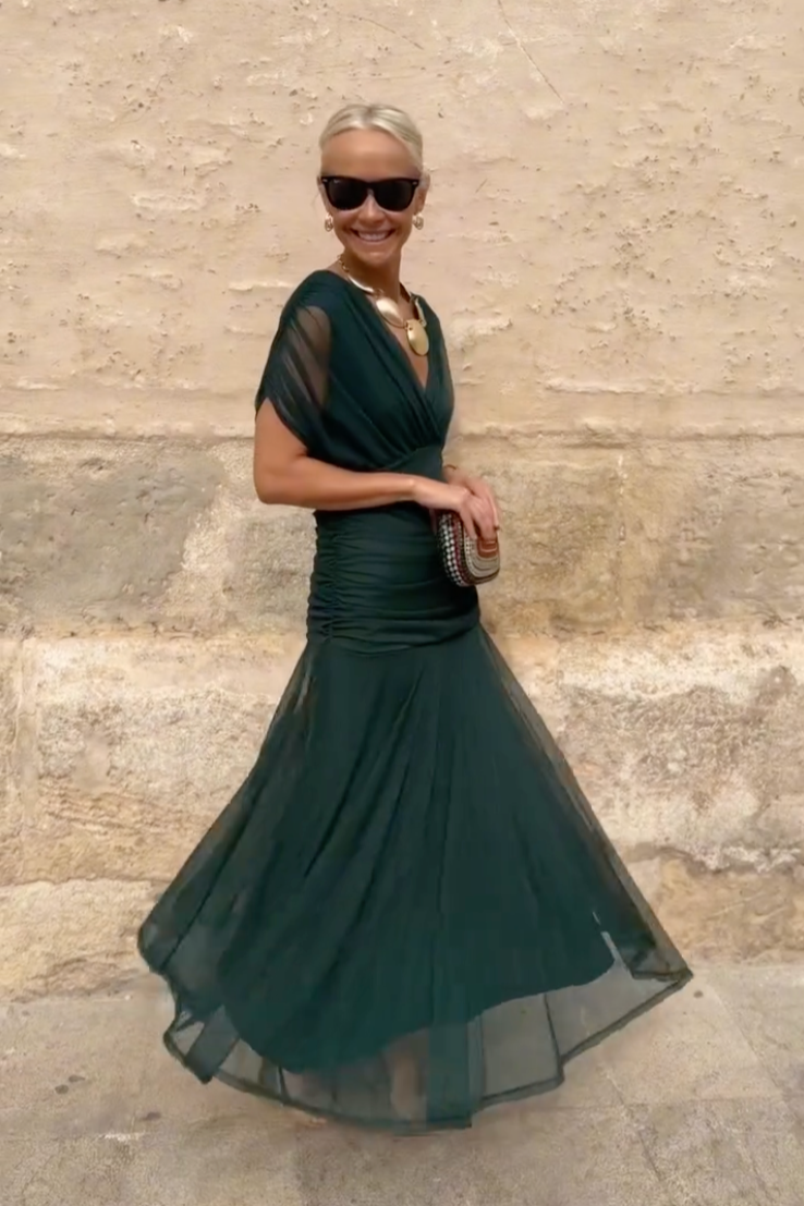 Elegant Collection | V-Neck Maxi Dress with Flowing Skirt | Long Dress for Enchanting Occasions 4