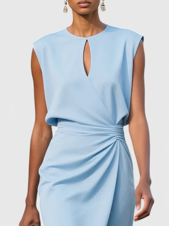 Elegant Collection | Women's Black Dress with Flattering Cut | Perfect for Wedding Guests and Formal Events 4
