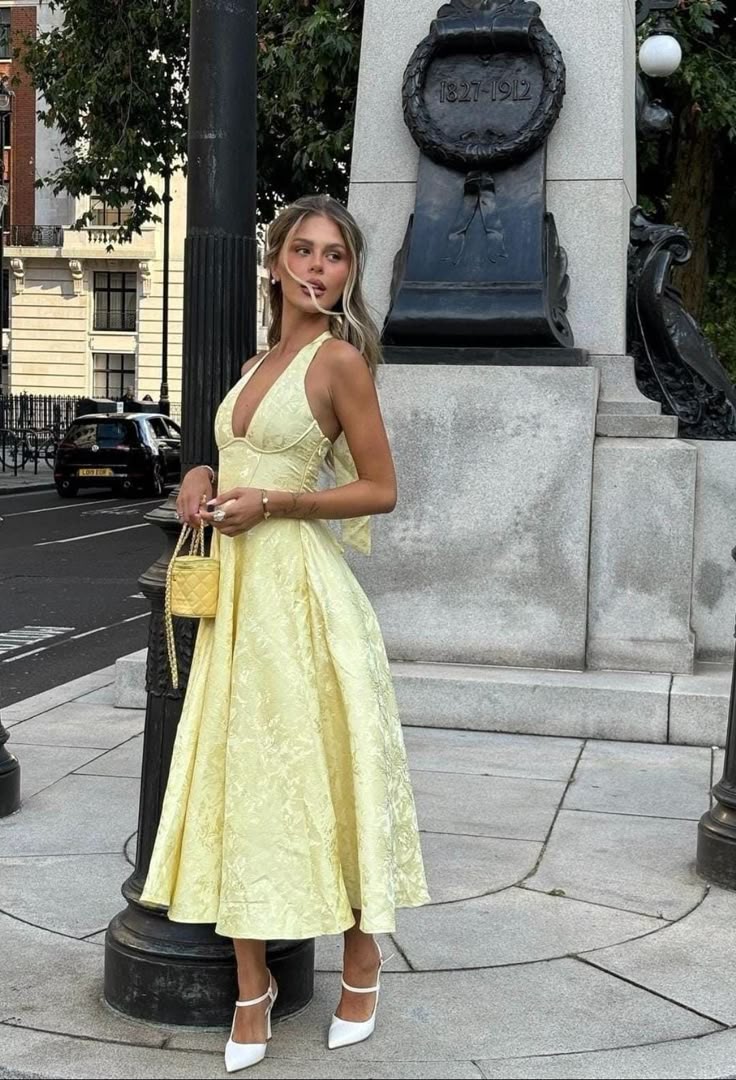 Elegant Collection | Women's Dress with Exquisite Embroidery | Timeless Style for Formal Events 2