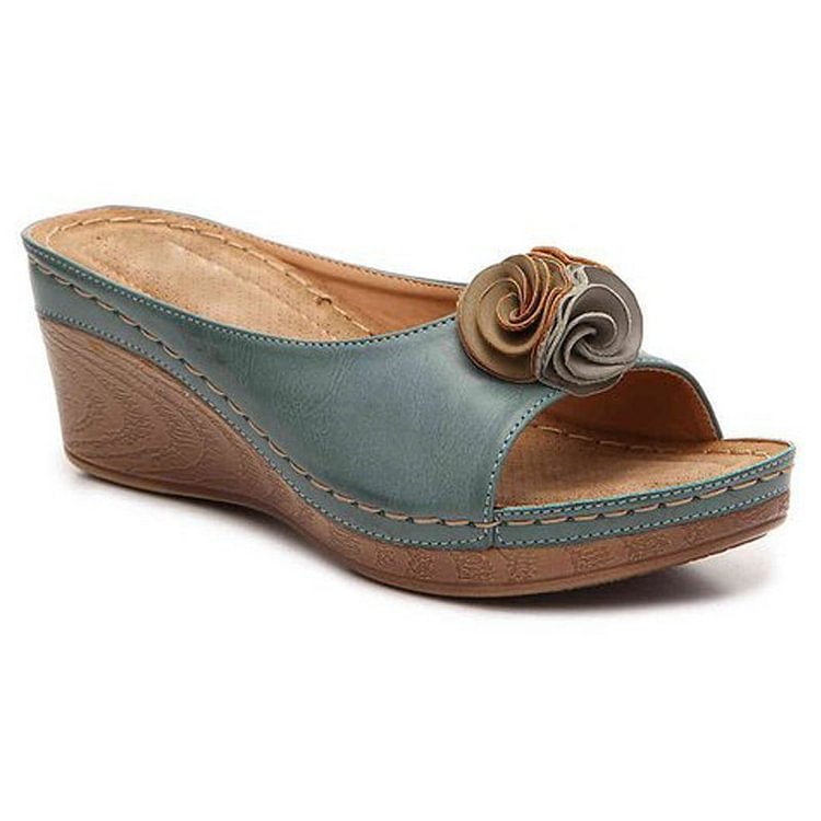 Elegant Comfort | Women's Sandals with Cushioned Footbed | Stylish Support for All-Day Wear 2