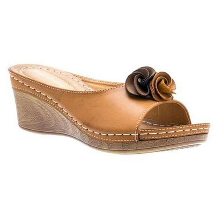 Elegant Comfort | Women's Sandals with Cushioned Footbed | Stylish Support for All-Day Wear 4