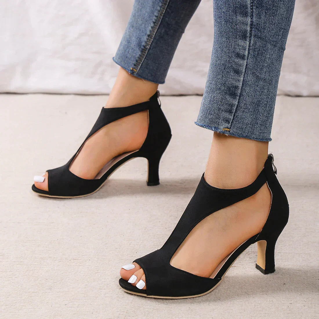Elegant Comfort | Women's Sandals with Cushioned Insole | Adjustable Straps for All-Day Support 0