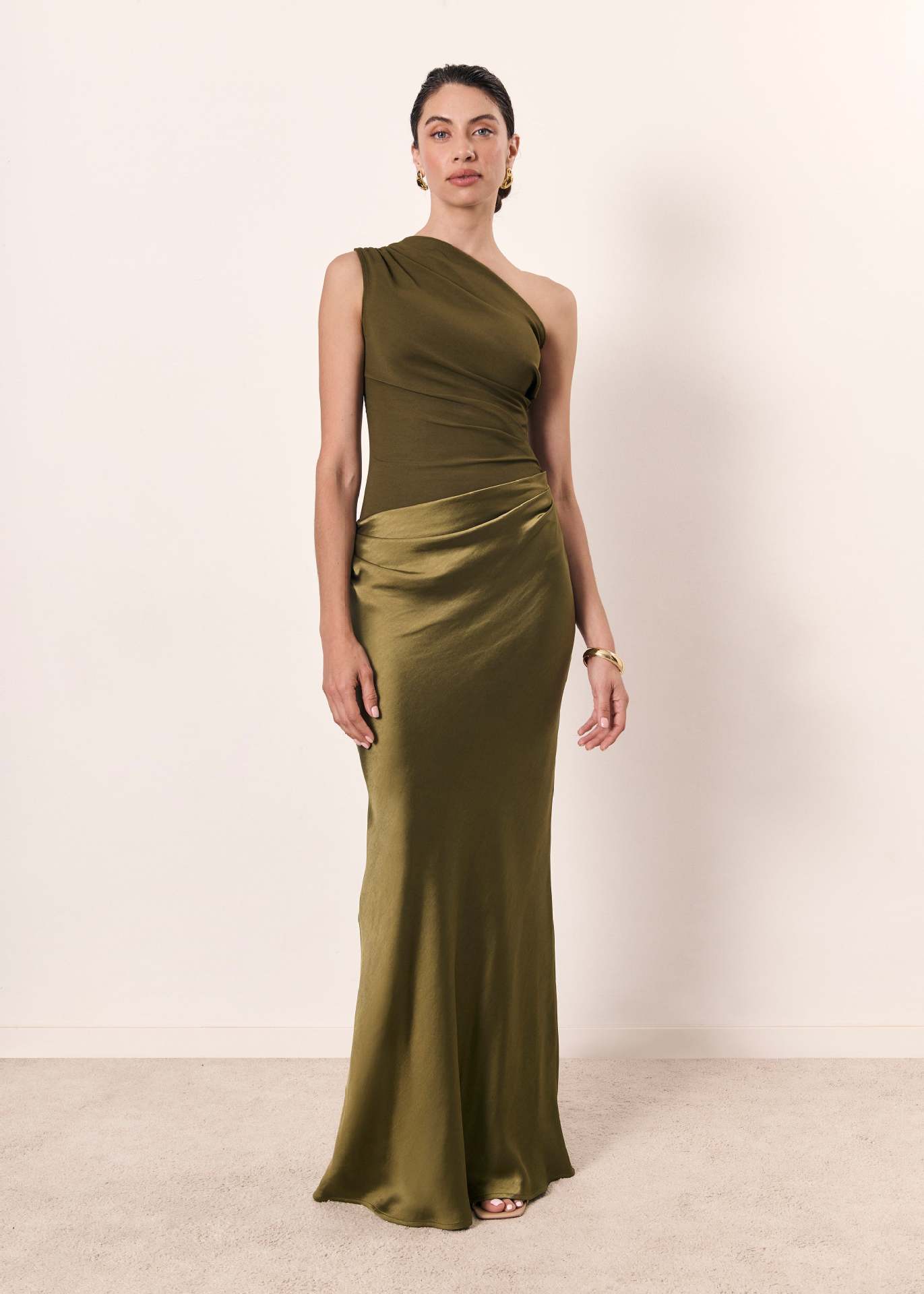 Elegant One-Shoulder Evening Dress for Women with Flattering Fit | Perfect Evening Gown for Weddings and Formal Events 4