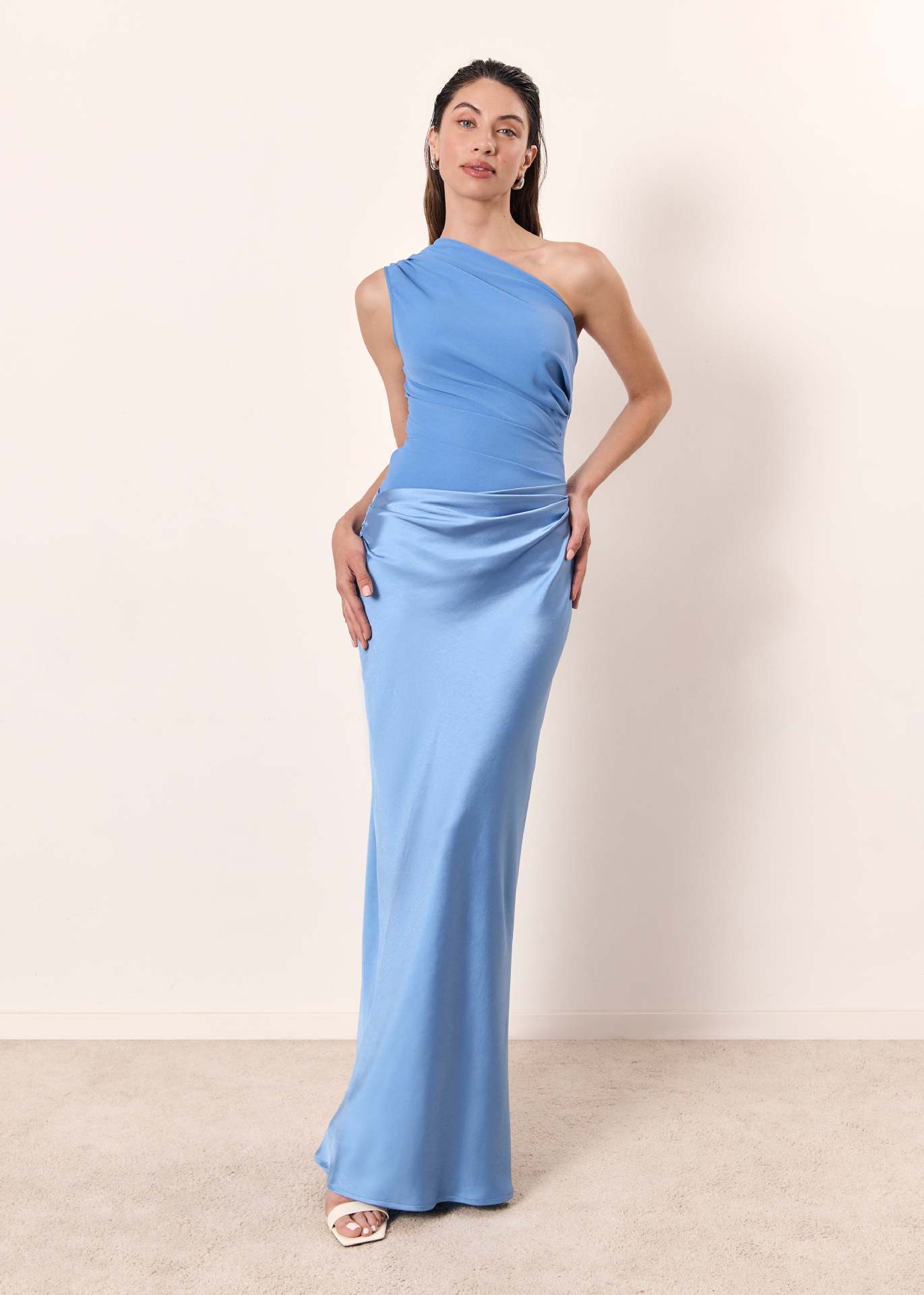 Elegant One-Shoulder Evening Dress for Women with Flattering Fit | Perfect Evening Gown for Weddings and Formal Events 5