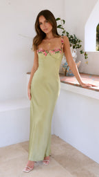 Elegant Women's Embellished Evening Dress with Timeless Design | Flattering Silhouette for Sophisticated Occasions 0