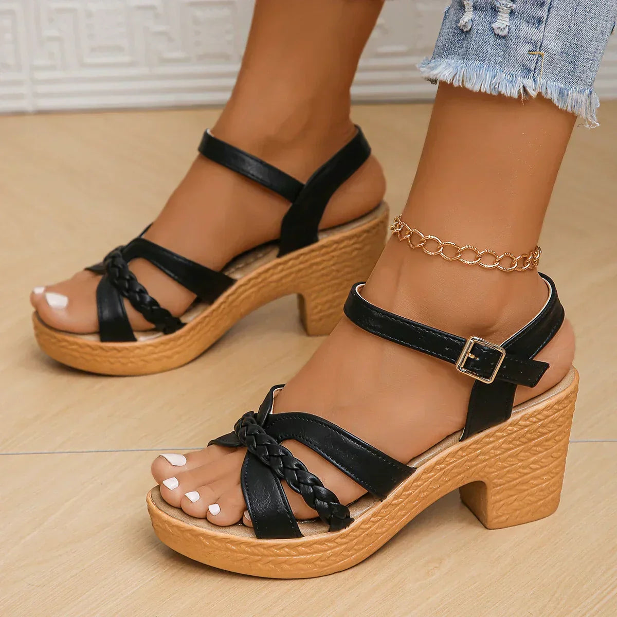 Halle | Women's Sandals with Supportive Mid-Heel | Elegant Design for All-Day Comfort 0