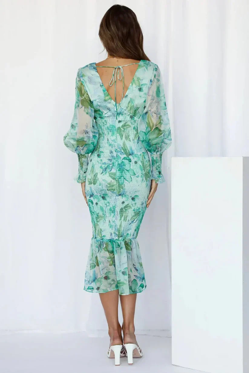 Julia Collection | Women's Floral Cocktail Dress with Flattering Silhouette | Elegant Style for Special Occasions 6