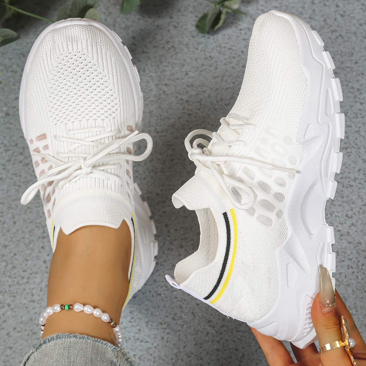 Maica | Orthopedic Sneakers with Arch Support & Shock-Absorbing Soles | Comfortable Footwear for Pain Relief 2