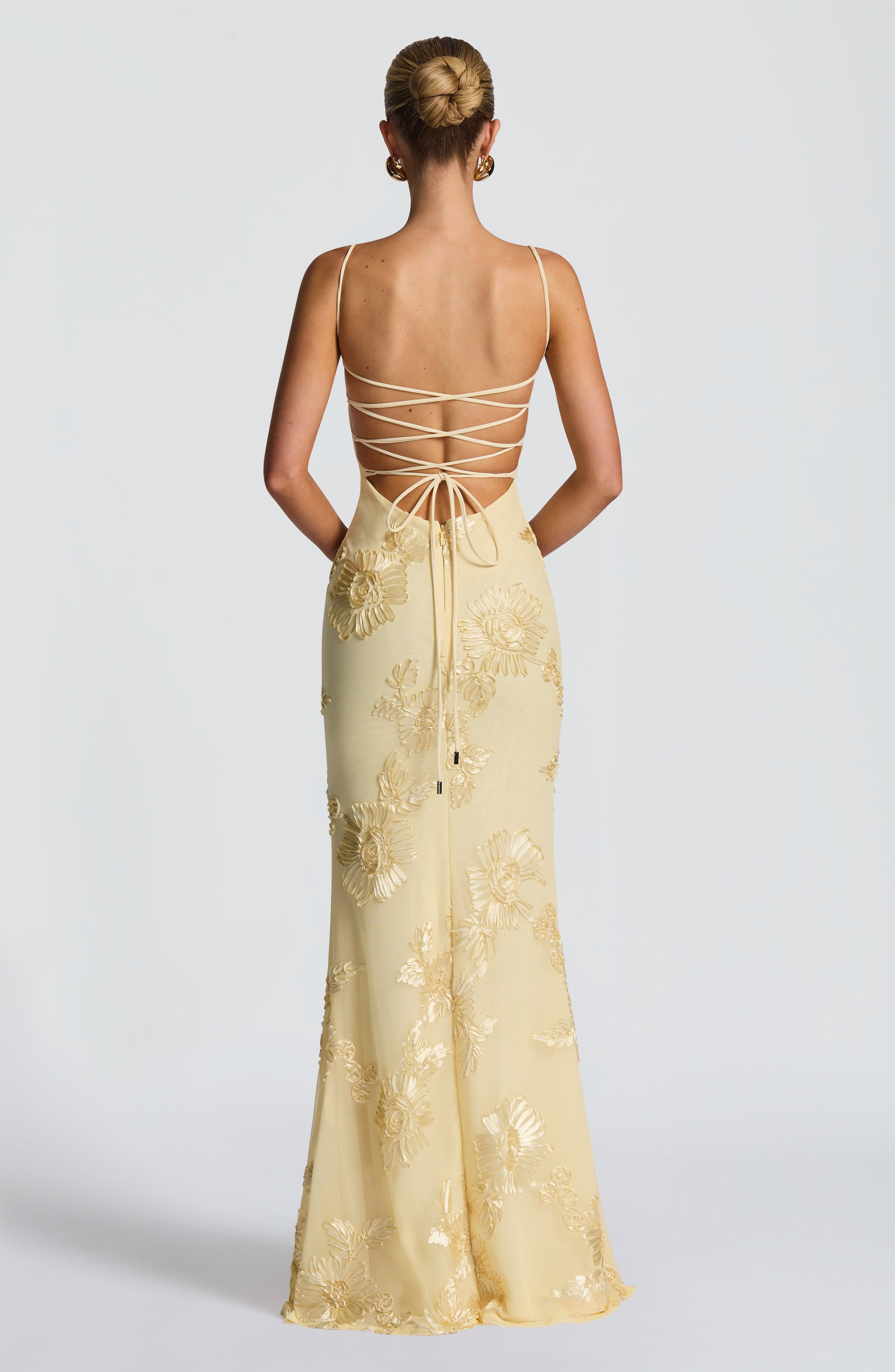 Nefertiti Collection | Floral Maxi Dress with Underwired Cups | Elegant Fit for Special Occasions
