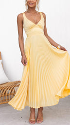 Rosalind | Pleated V-Neck Maxi Dress for Women with Flowing Silhouette | Elegant Evening Wear 0