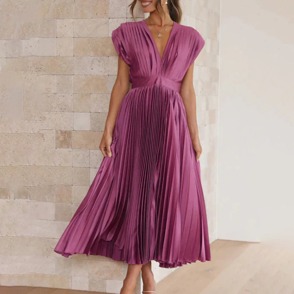 Timeless Elegance | Women's Cocktail Dress with Flattering Silhouette | Versatile Black Dress for Any Occasion 1