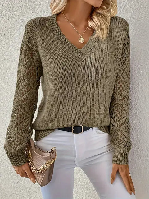 Women's Long-Sleeved V-Neck Knitted Jumper in Classic Fit