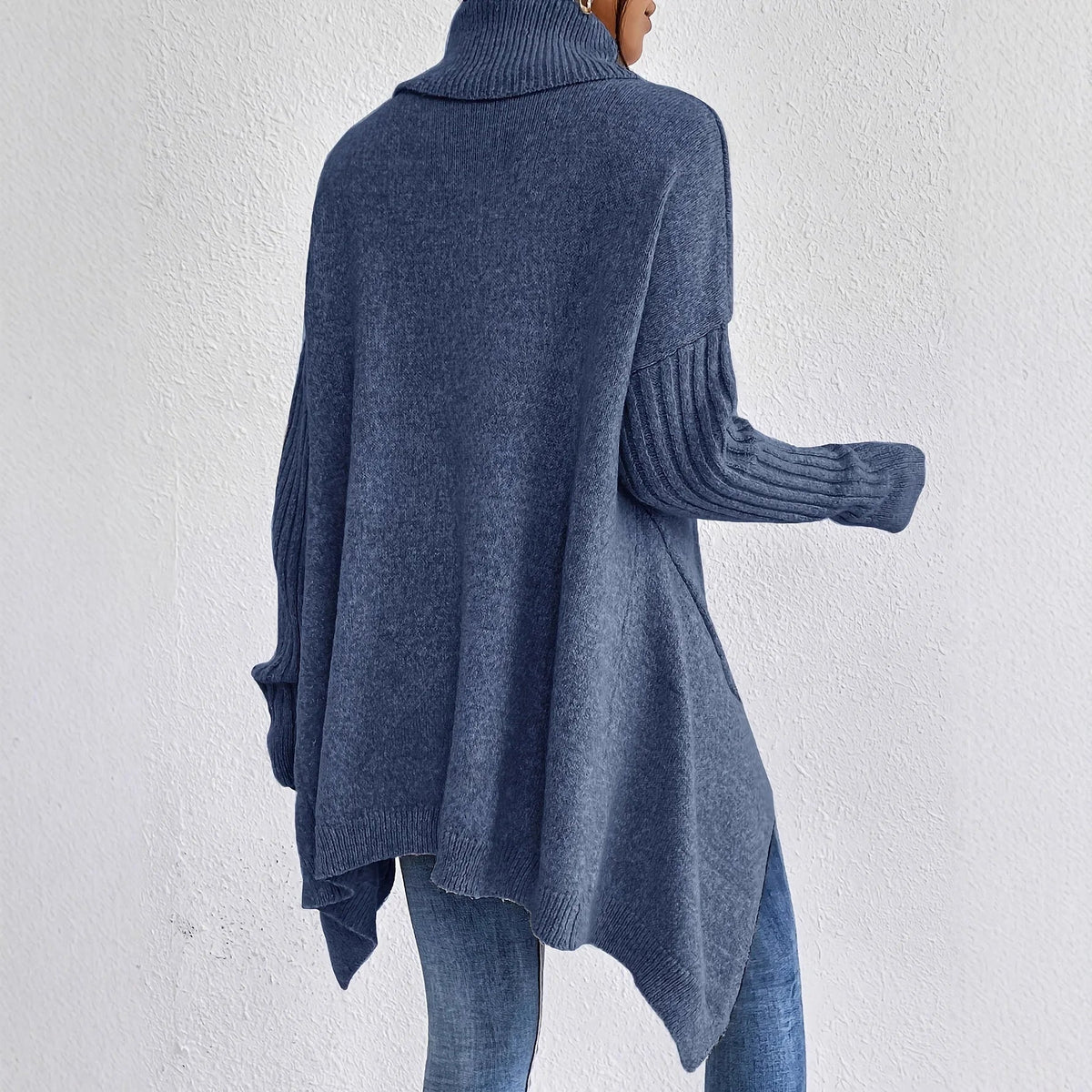 Women's Oversized Turtleneck Jumper in Warm Knit