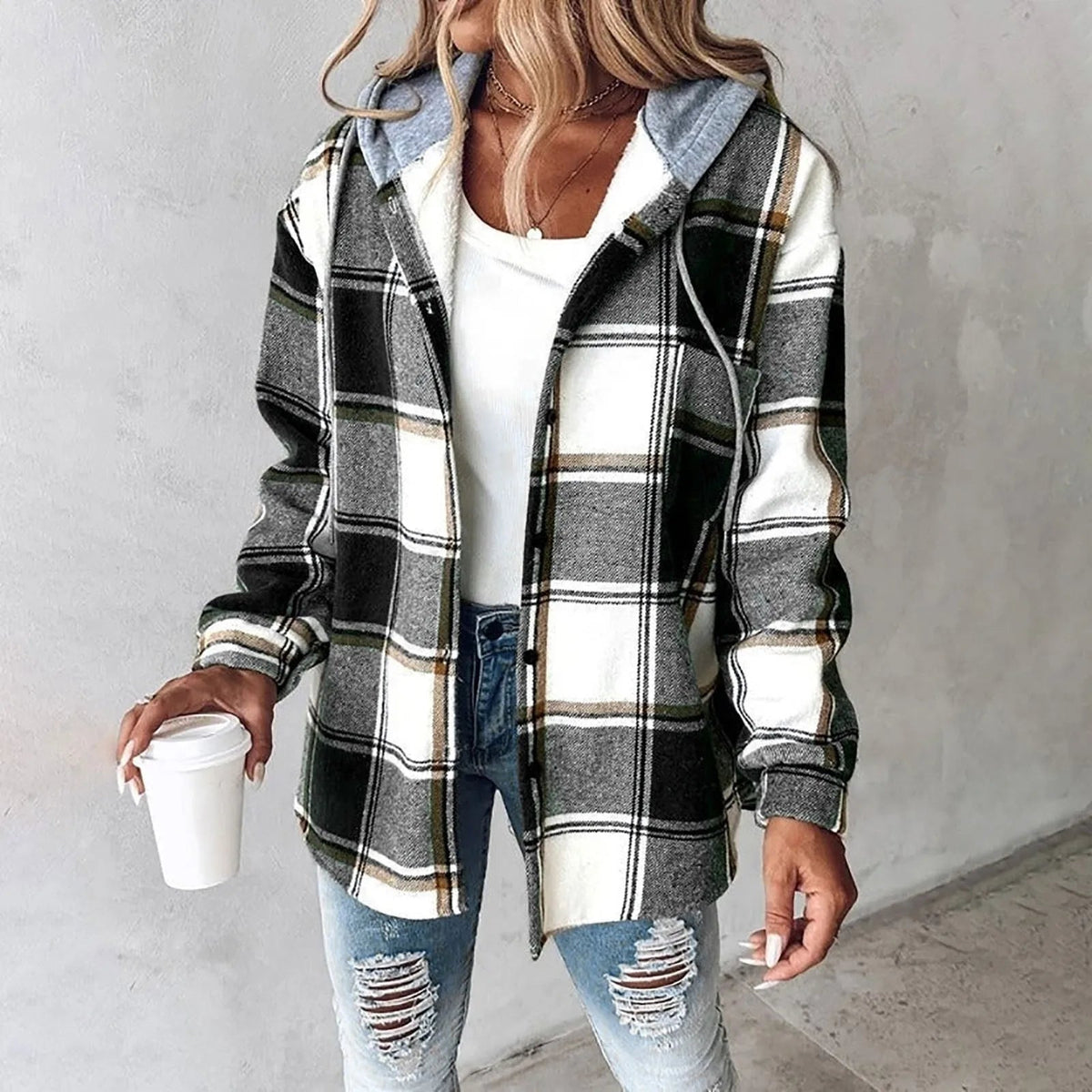 Women's Quilted Jacket with Classic Front Closure and Lightweight Fabric