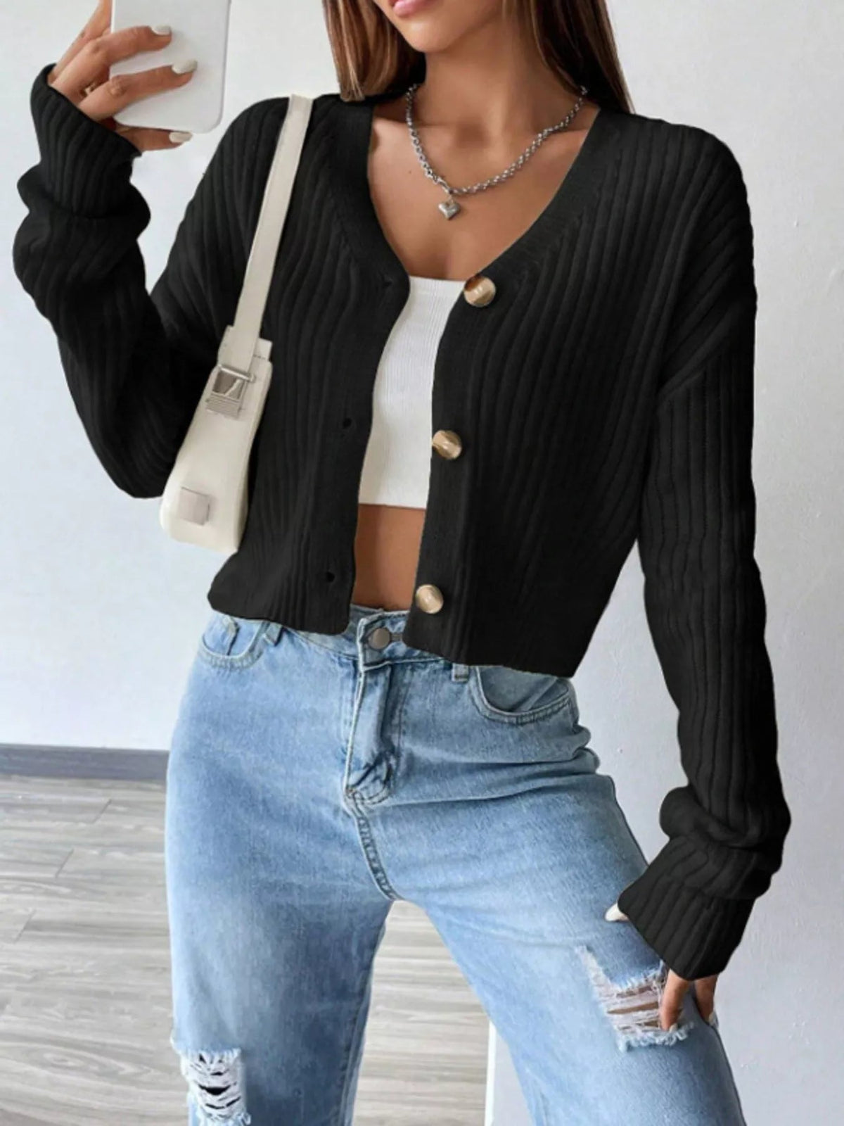 Women's Short V-Neck Cardigan in Comfortable Stretch Knit