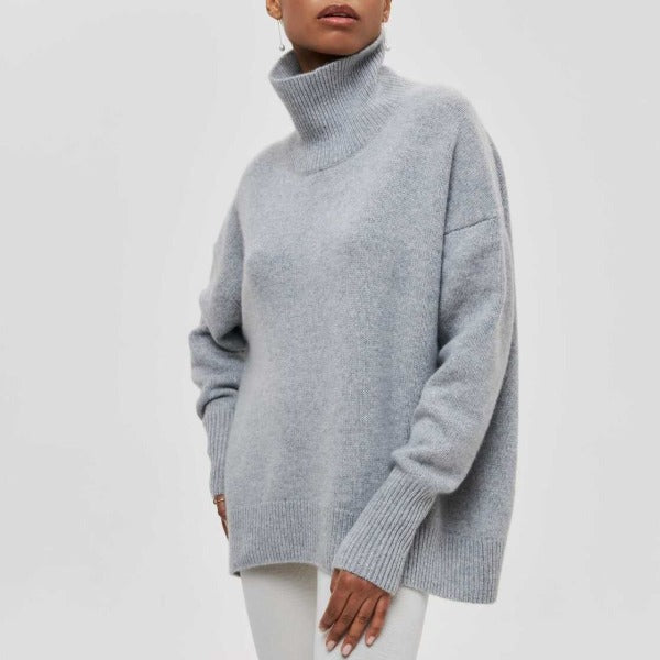 Women's Turtleneck Jumper with Casual Fit and Long Sleeves