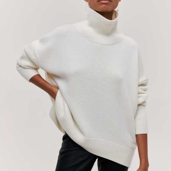 Women's Turtleneck Jumper with Casual Fit and Long Sleeves