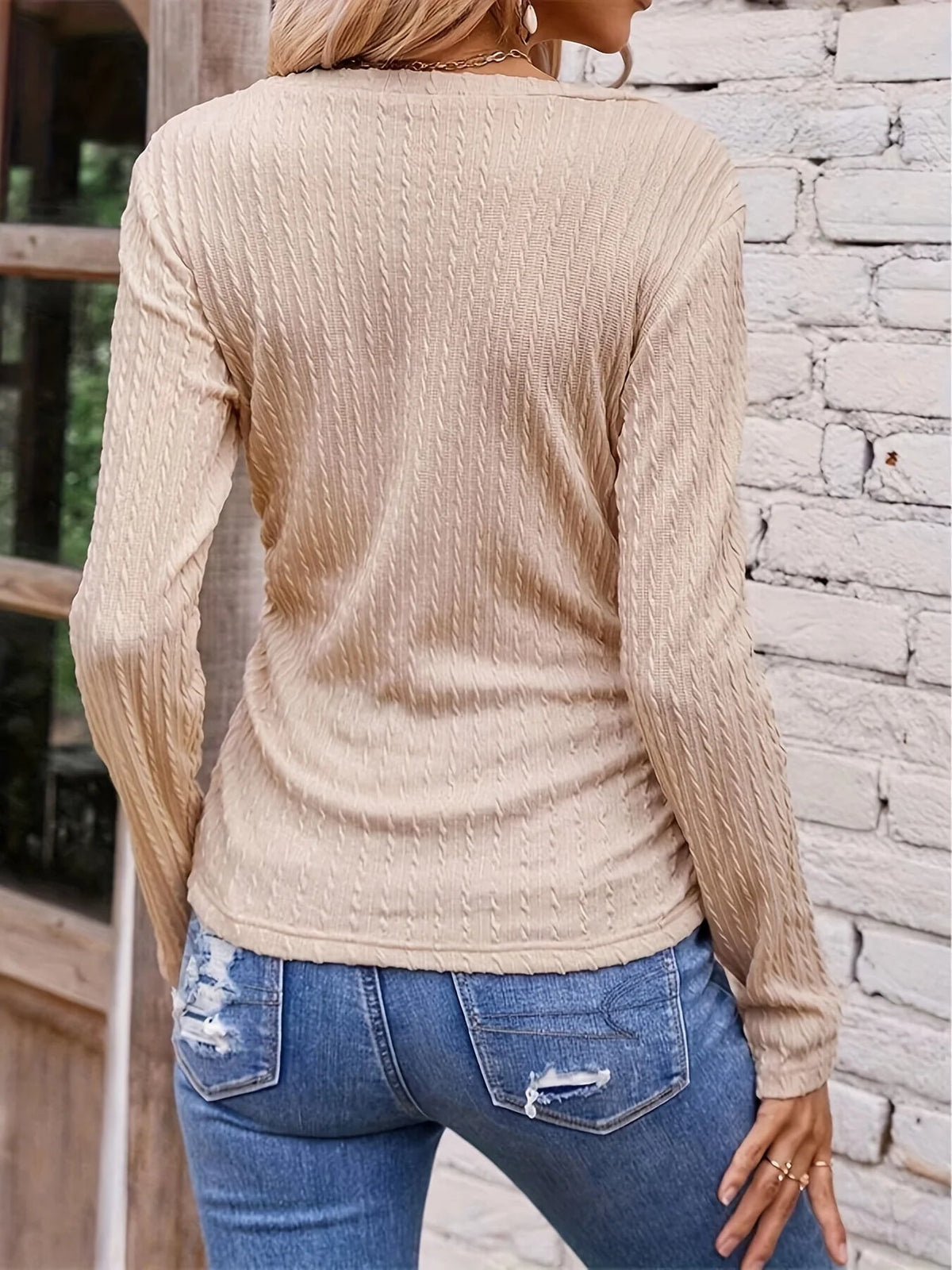Women's Dipped Hem V Neck Jumper