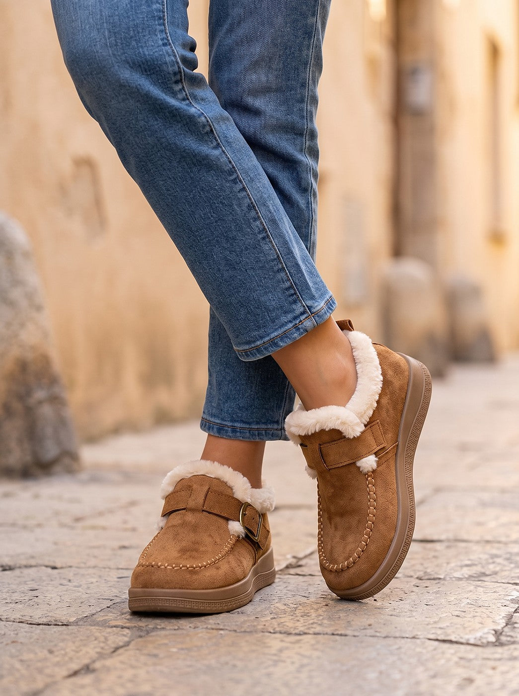 Women's Faux Suede Buckle Winter Ankle Boots