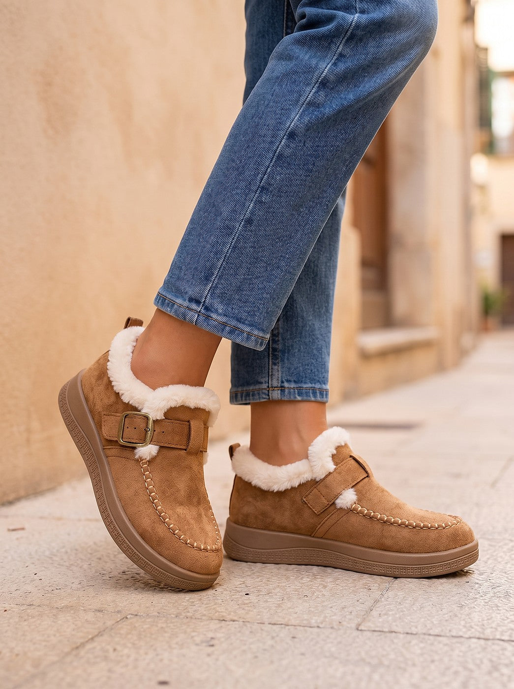 Women's Faux Suede Buckle Winter Ankle Boots