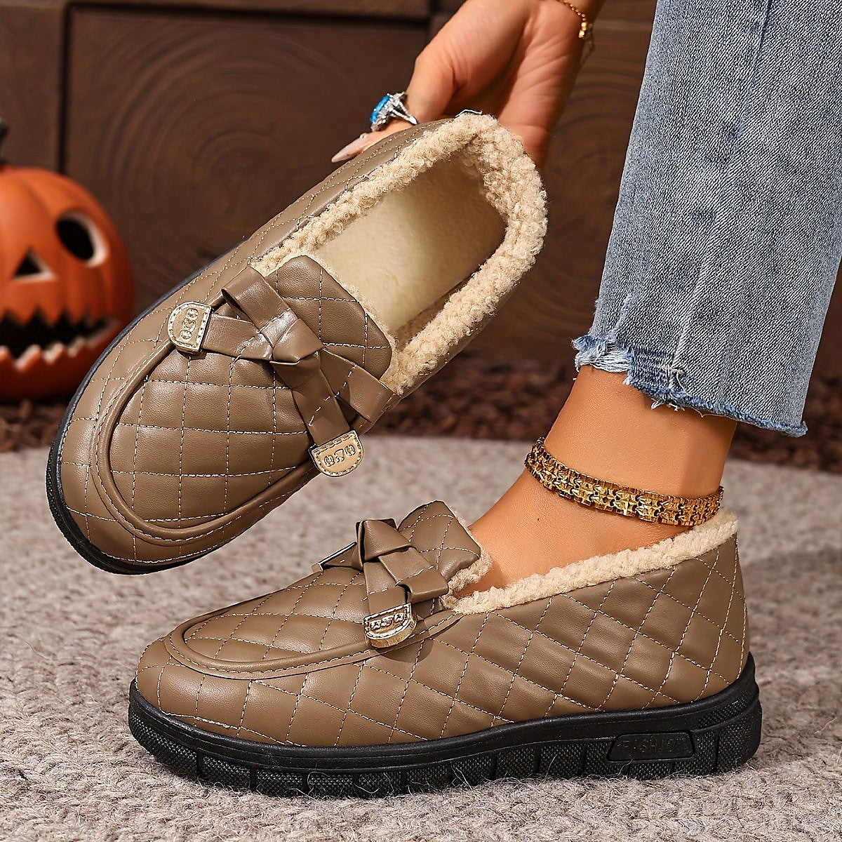 Women's Quilted Buckle Faux Fur Lined Slippers