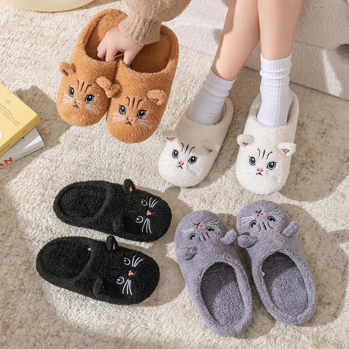 Women's Cat Face Faux Fur Slippers